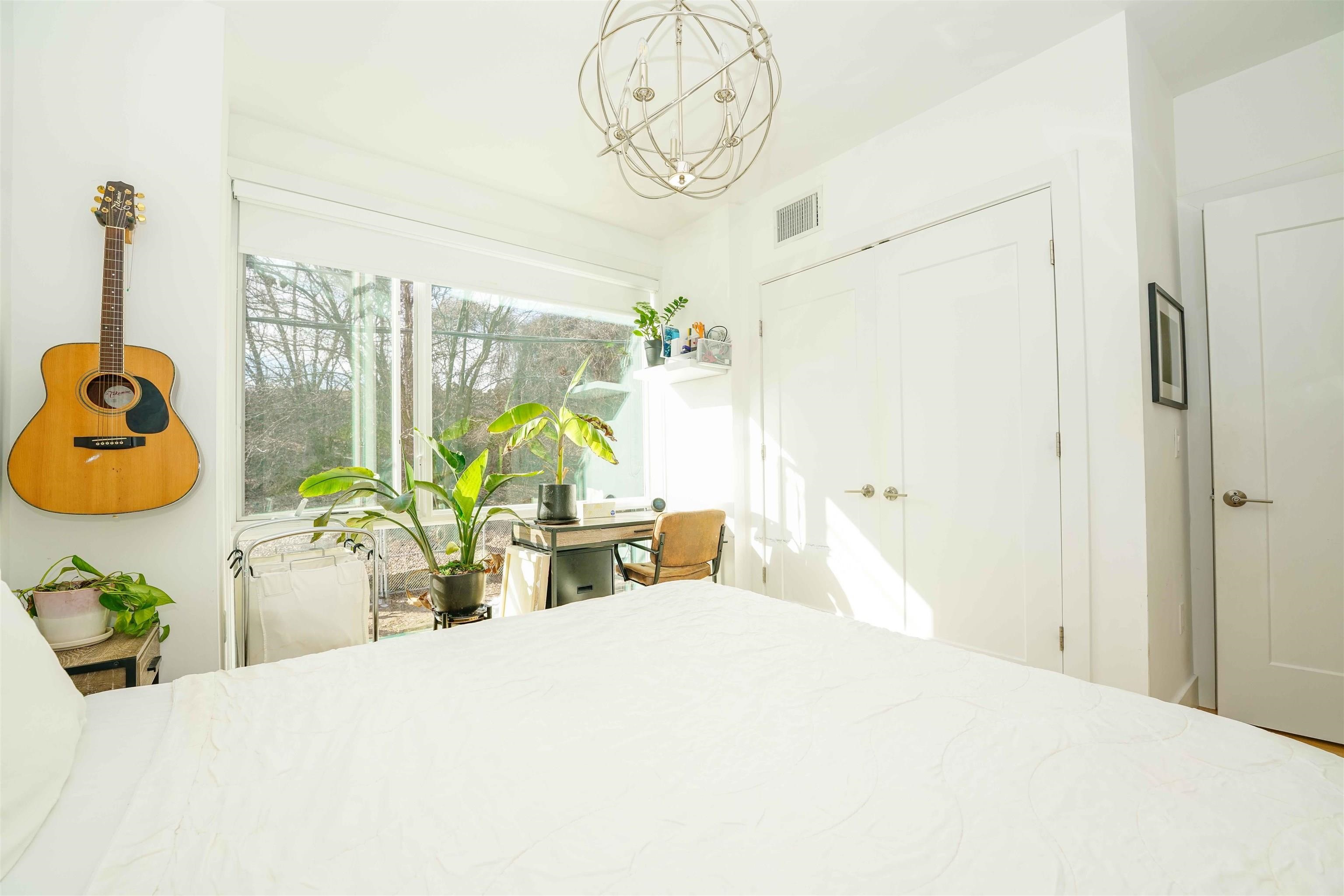 414 1ST ST Unit: 2