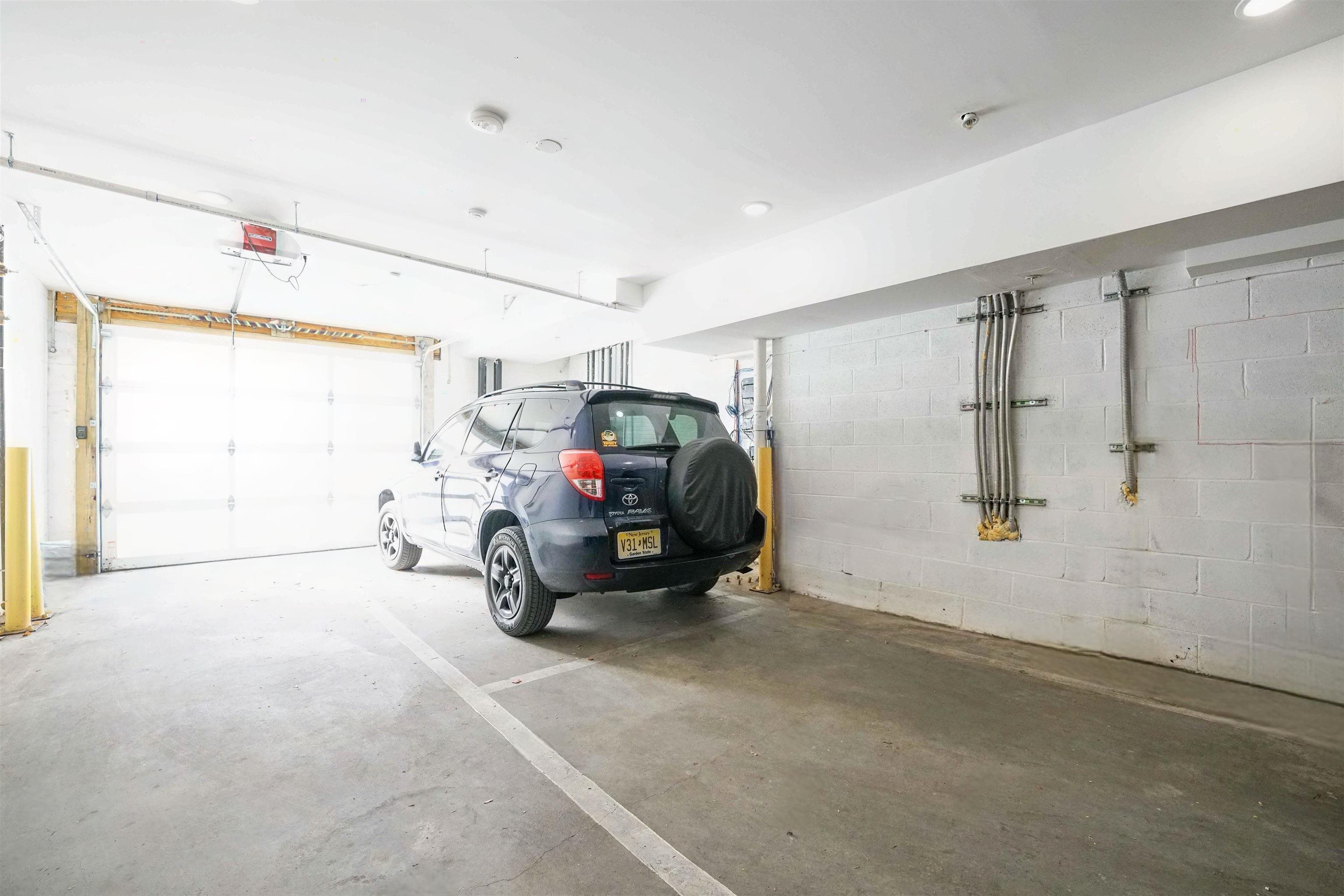 414 1ST ST Unit: 2