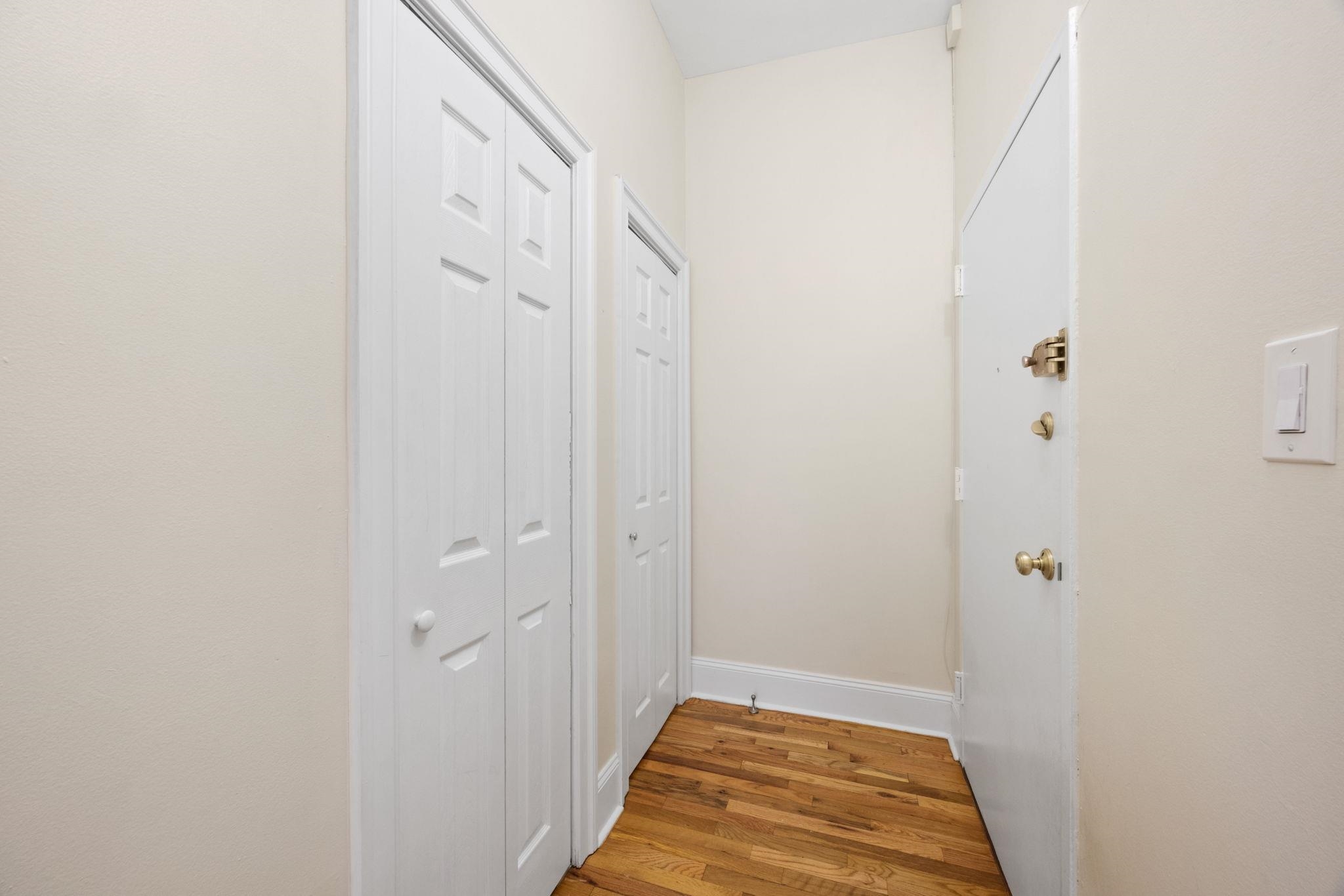 227 CHRISTOPHER COLUMBUS DR Unit: 307B