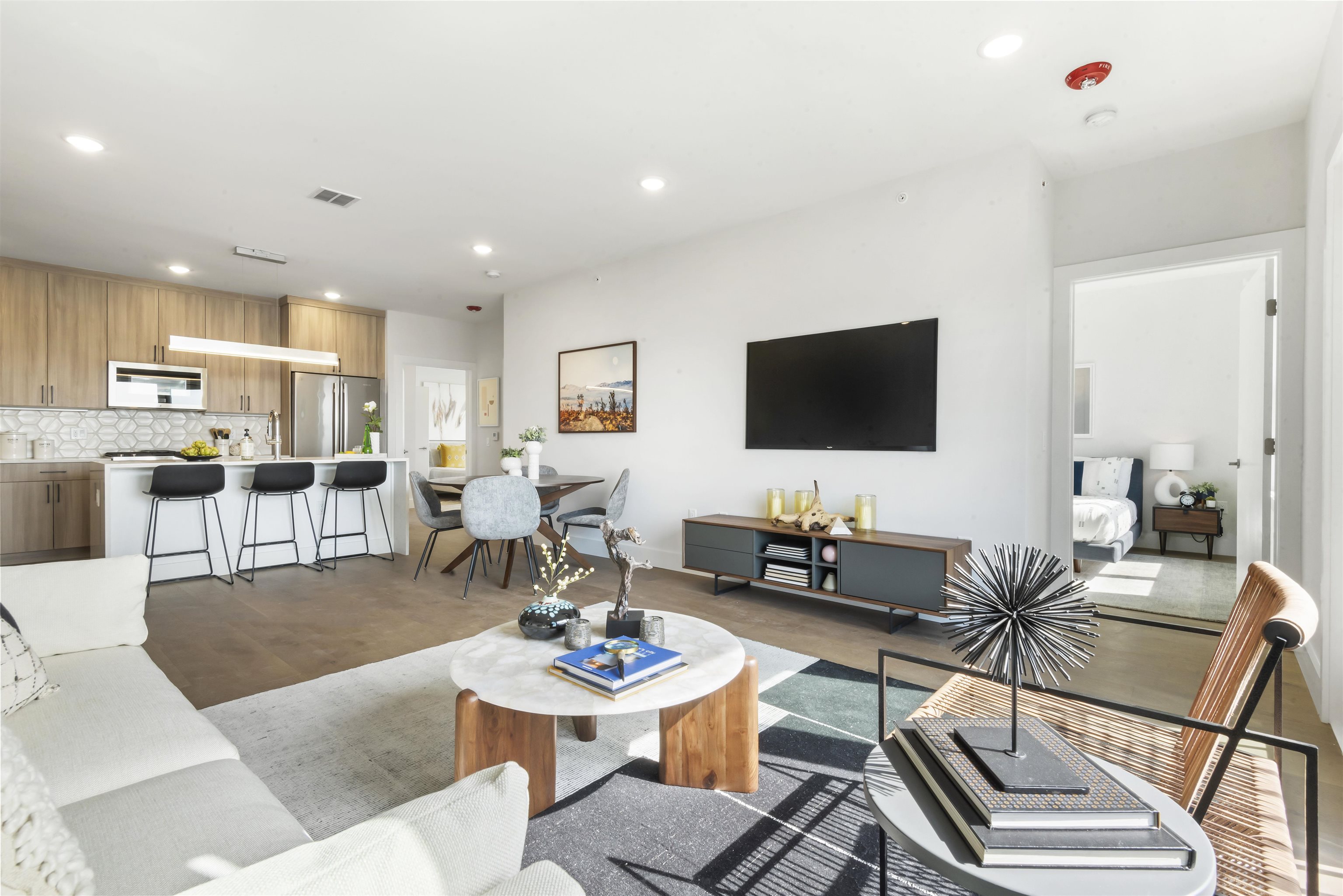 620 PALISADE AVE Unit: 303