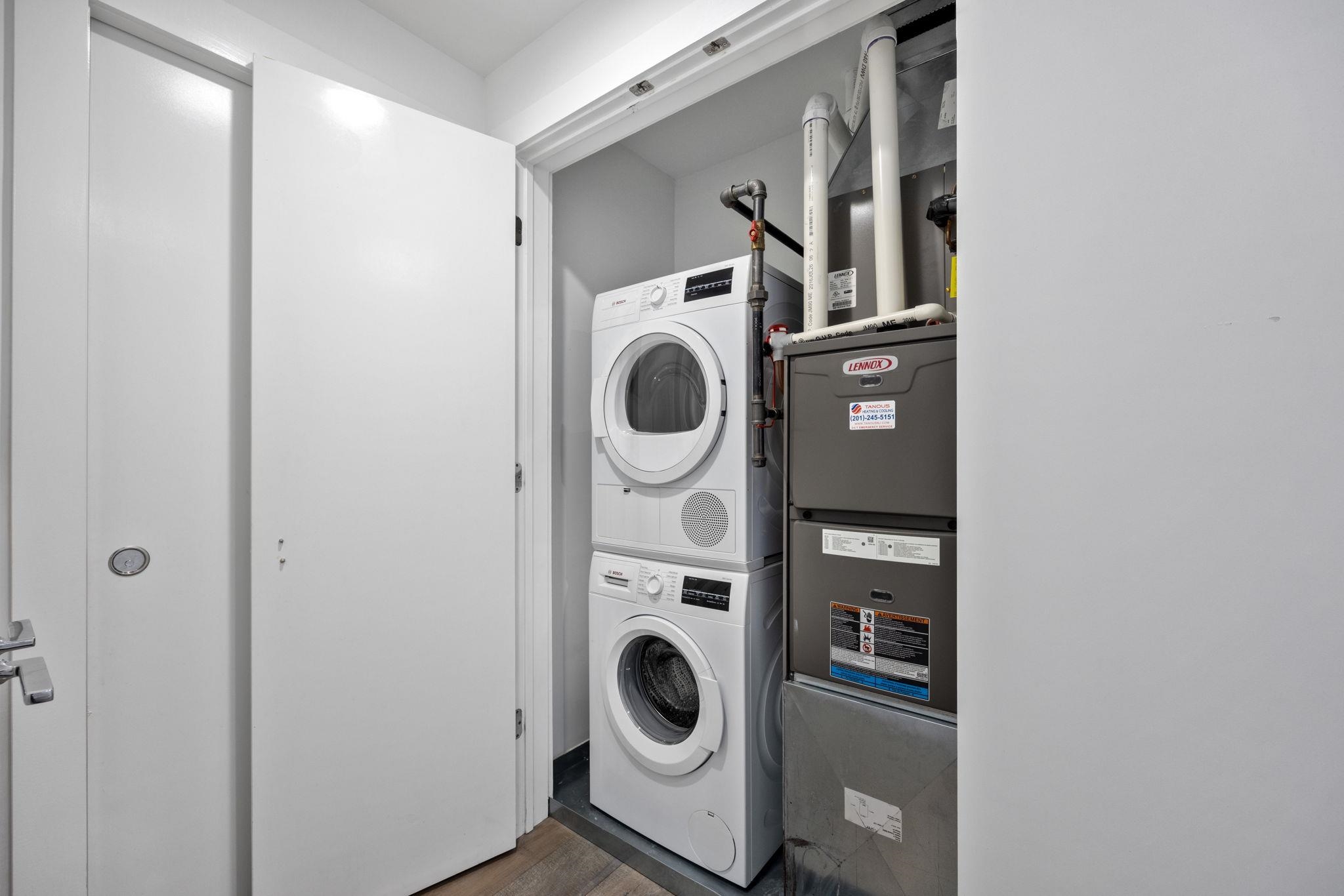 367 3RD ST Unit: 403