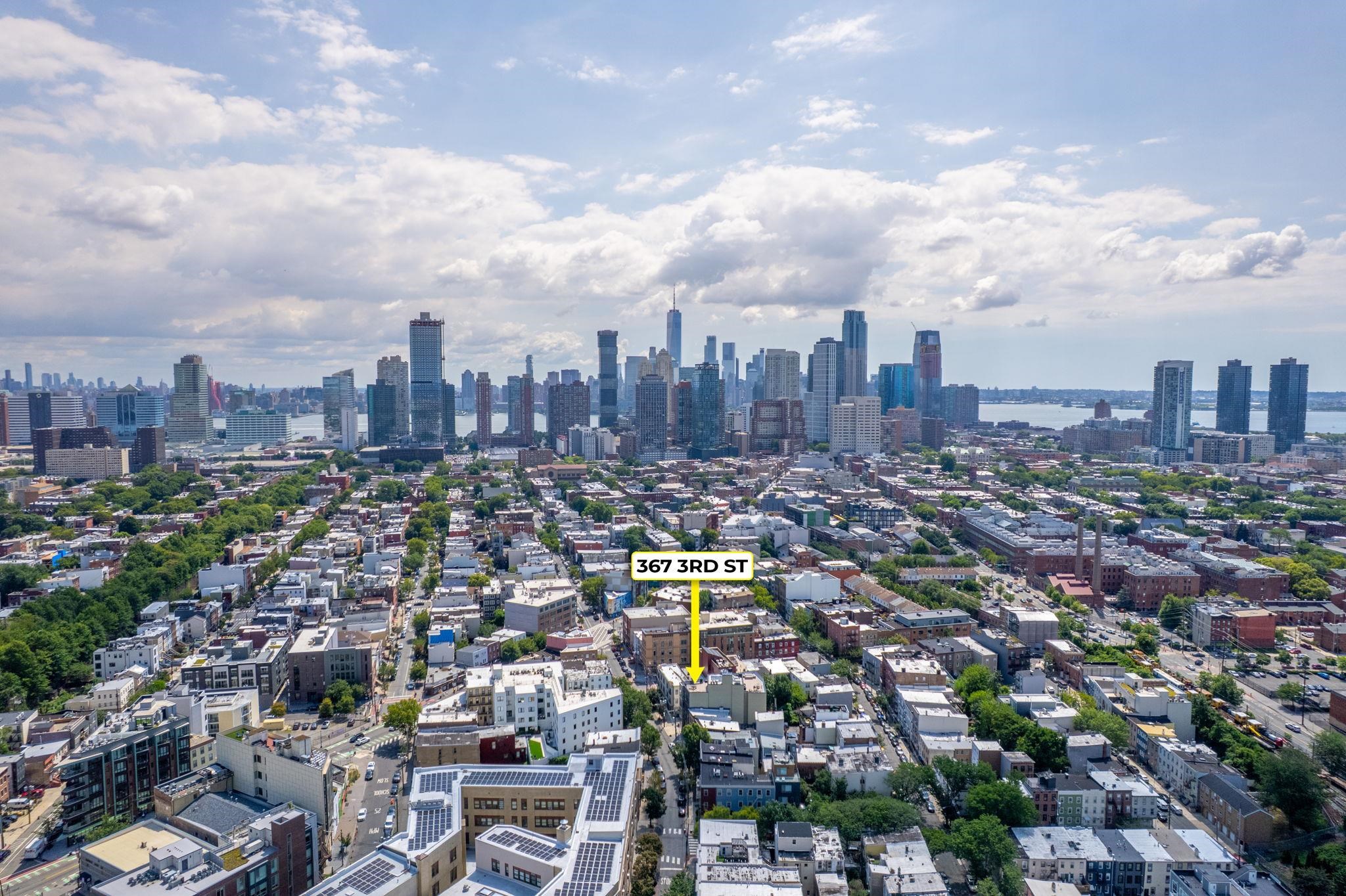 367 3RD ST Unit: 403