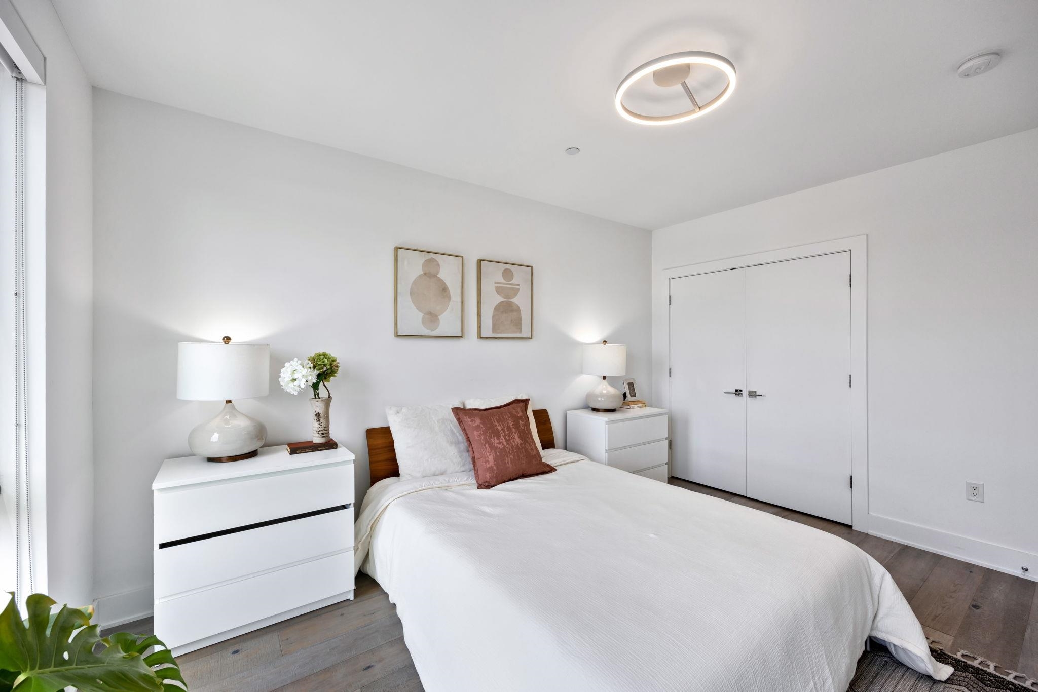 367 3RD ST Unit: 403