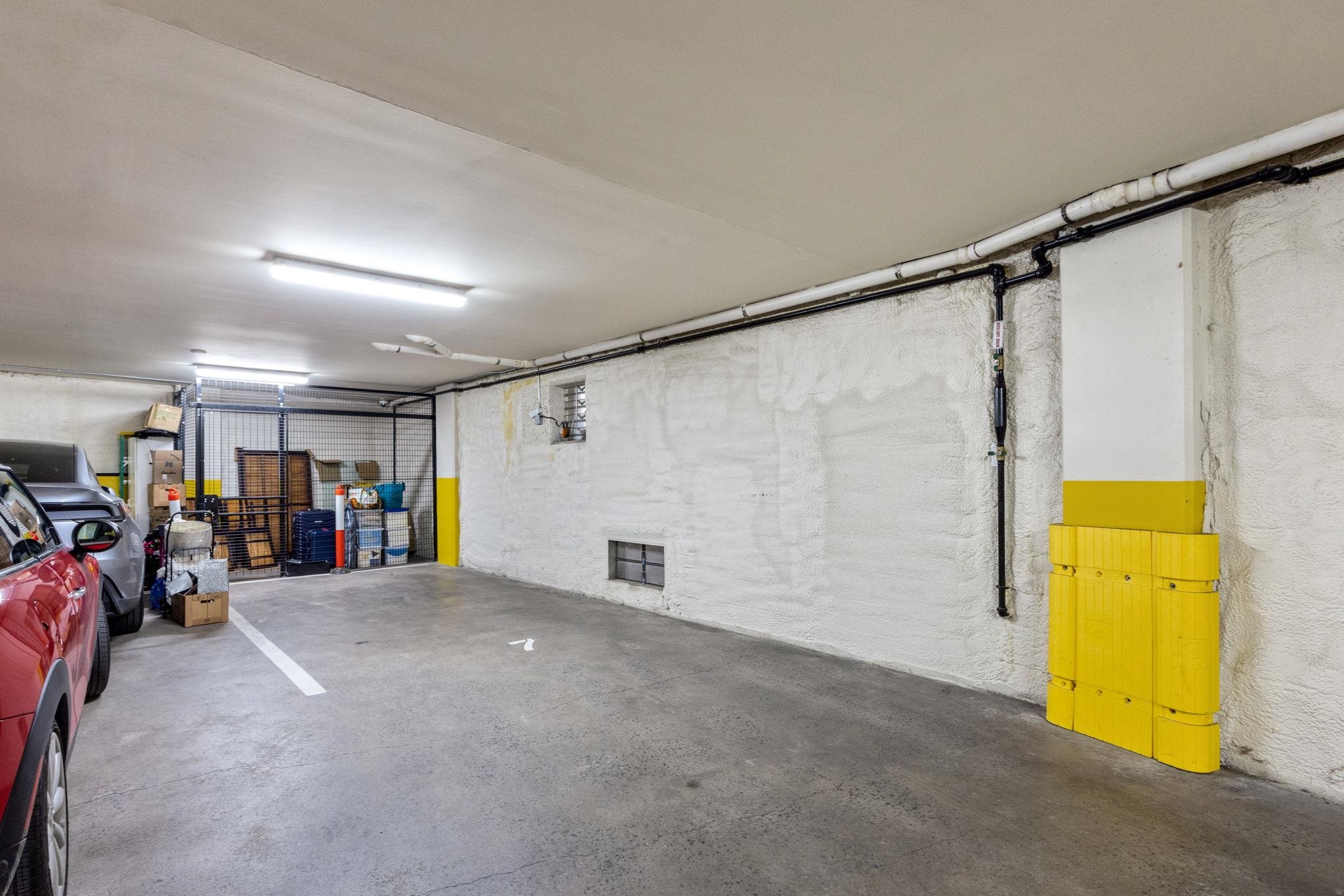 367 3RD ST Unit: 403