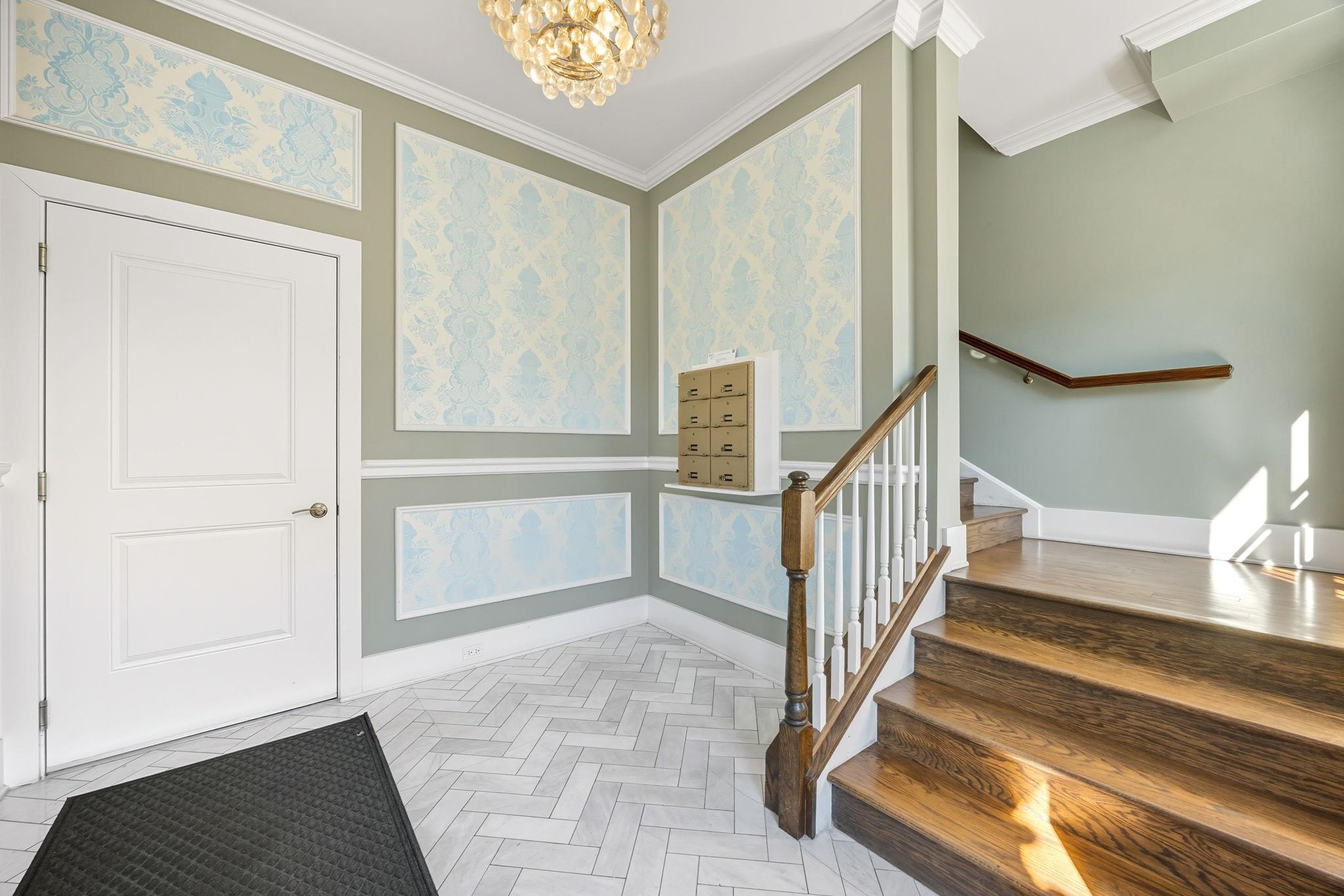 591 JERSEY AVE Unit: 5