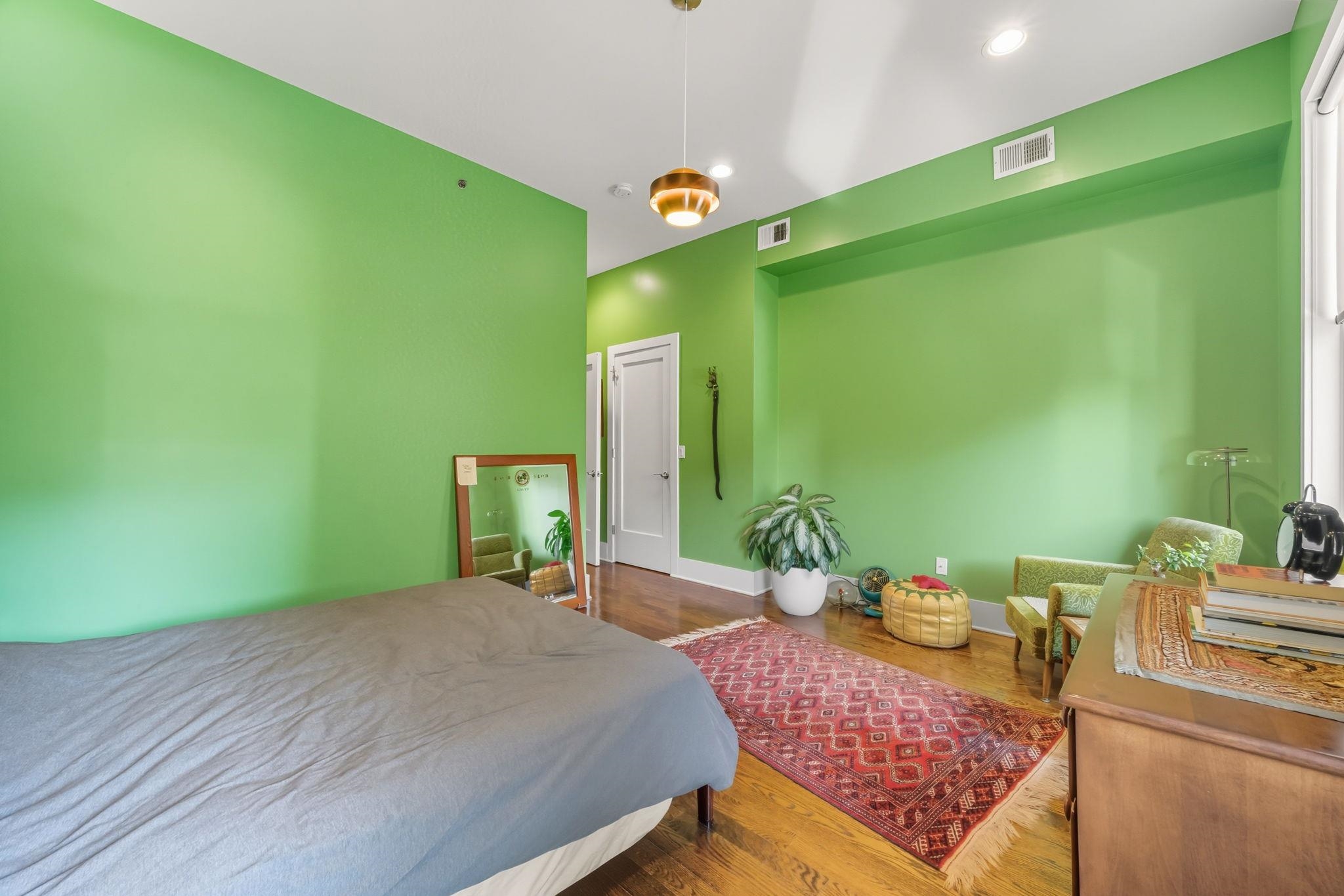 591 JERSEY AVE Unit: 5