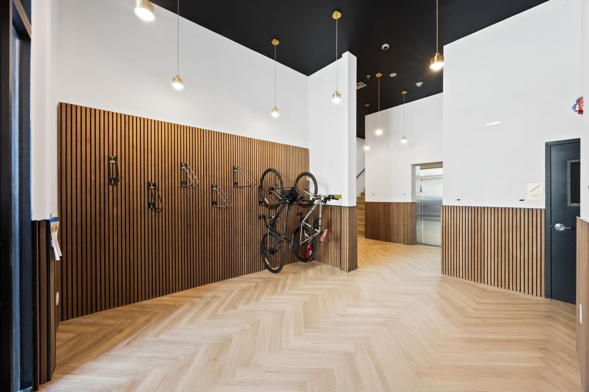 160 BRUNSWICK ST Unit: 401