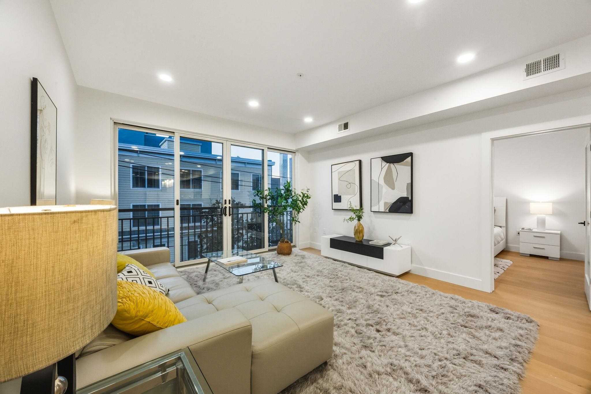 160 BRUNSWICK ST Unit: 401