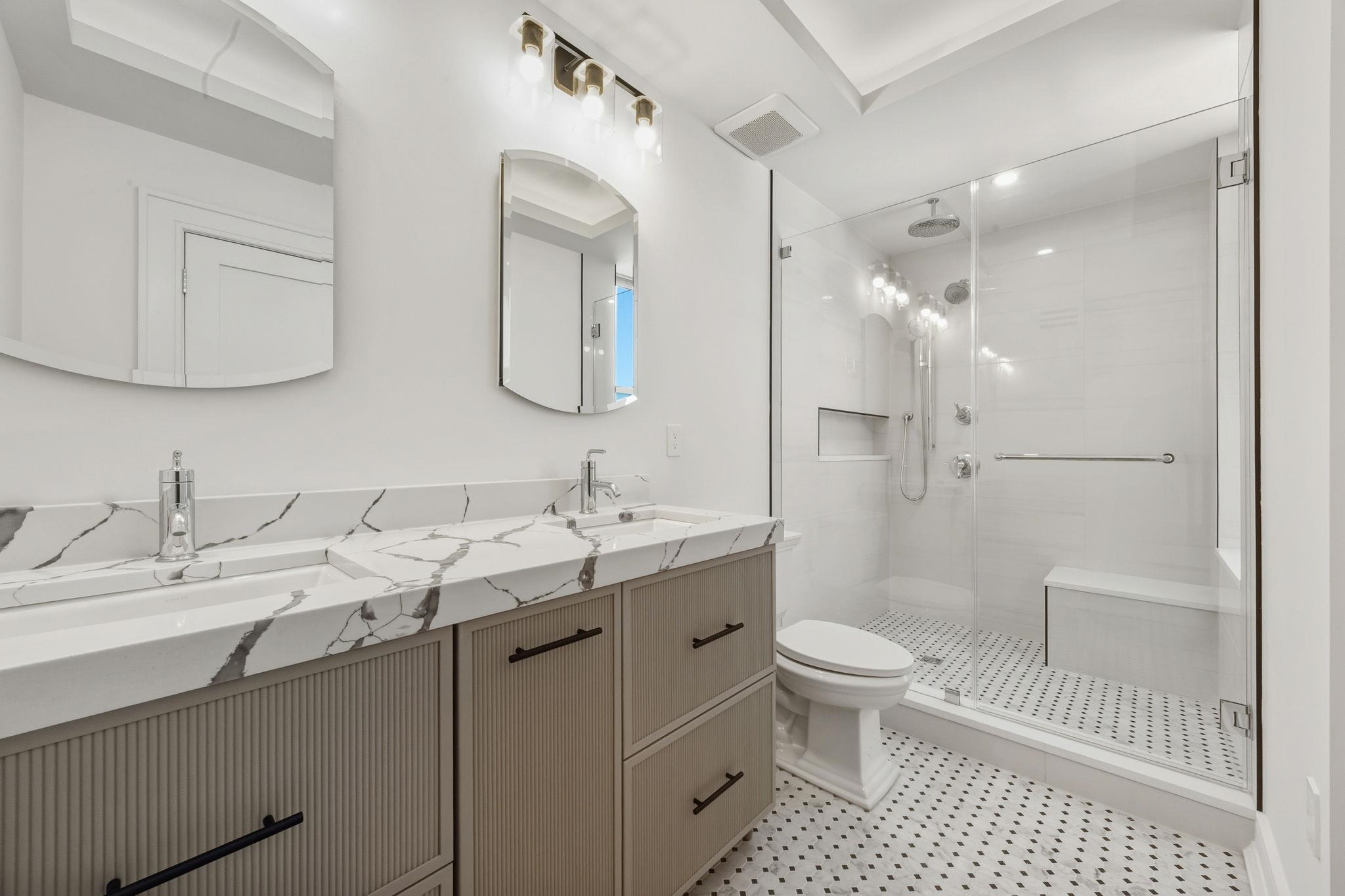 647 JERSEY AVE Unit: PH