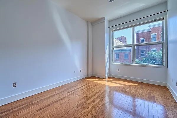 187 WARREN ST Unit: 309