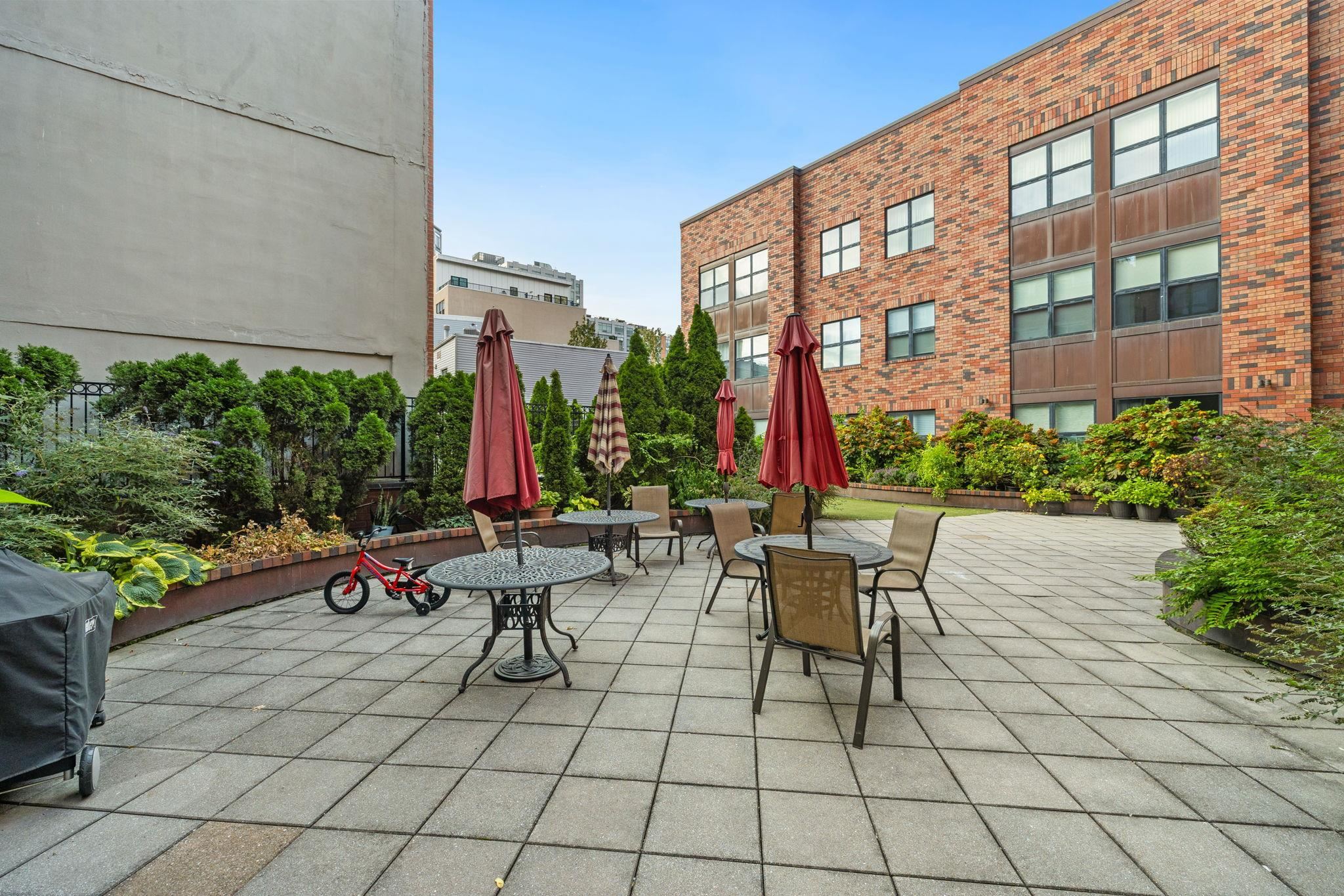 187 WARREN ST Unit: 309