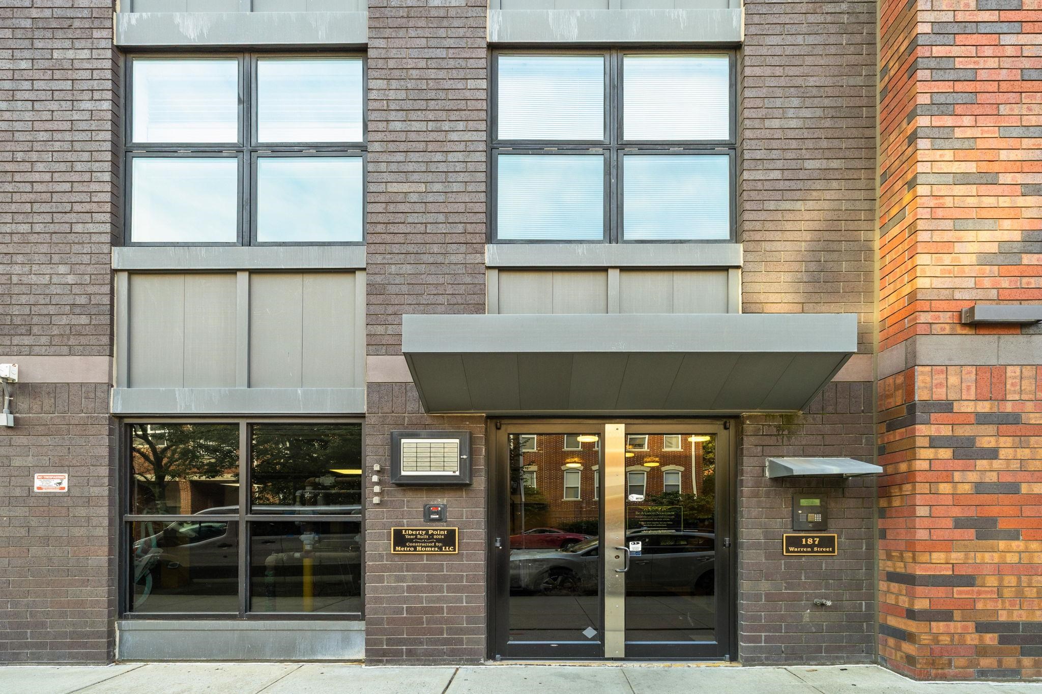 187 WARREN ST Unit: 309