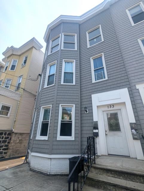 133 PROSPECT ST Unit: 3