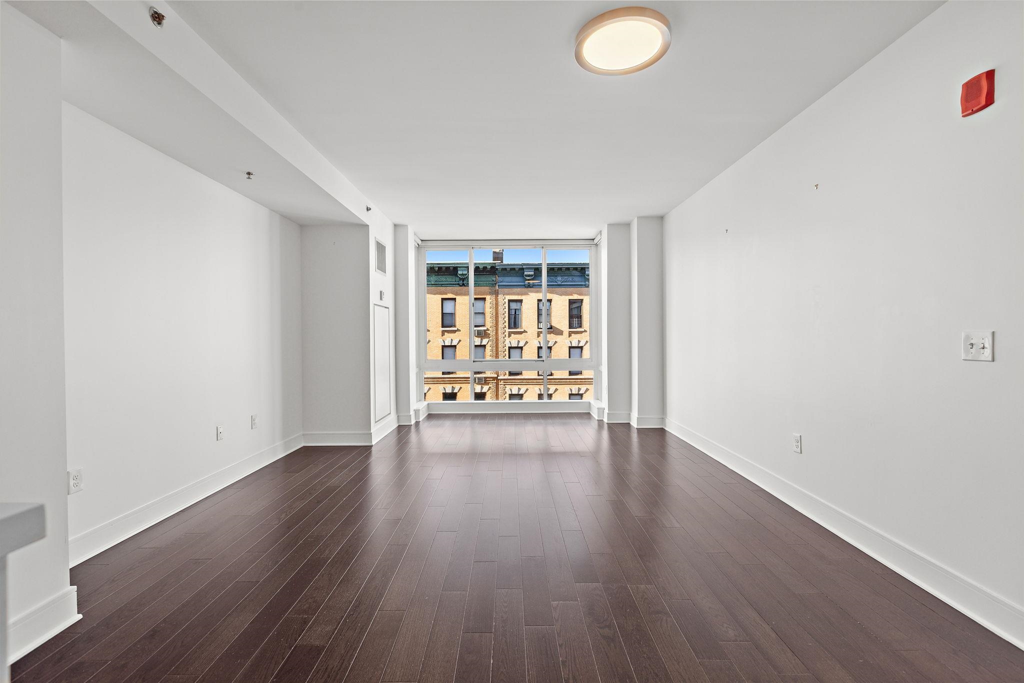 1100 MAXWELL LANE Unit: 531