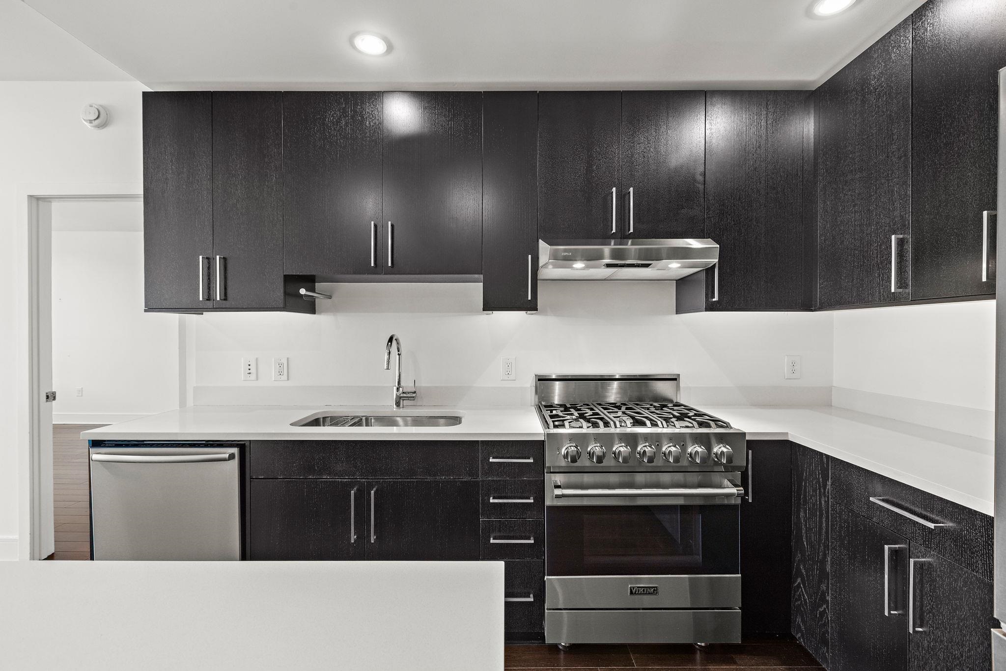 1100 MAXWELL LANE Unit: 531