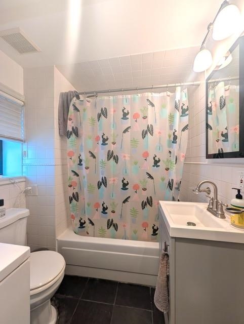 382 LUIS M MARIN BLVD Unit: 2L