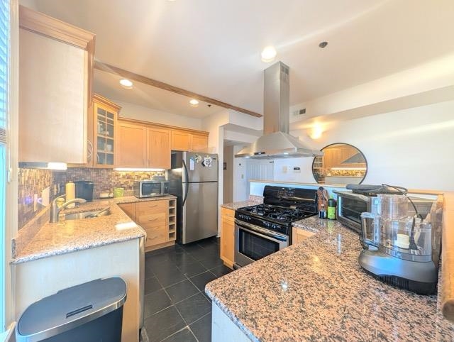 382 LUIS M MARIN BLVD Unit: 2L