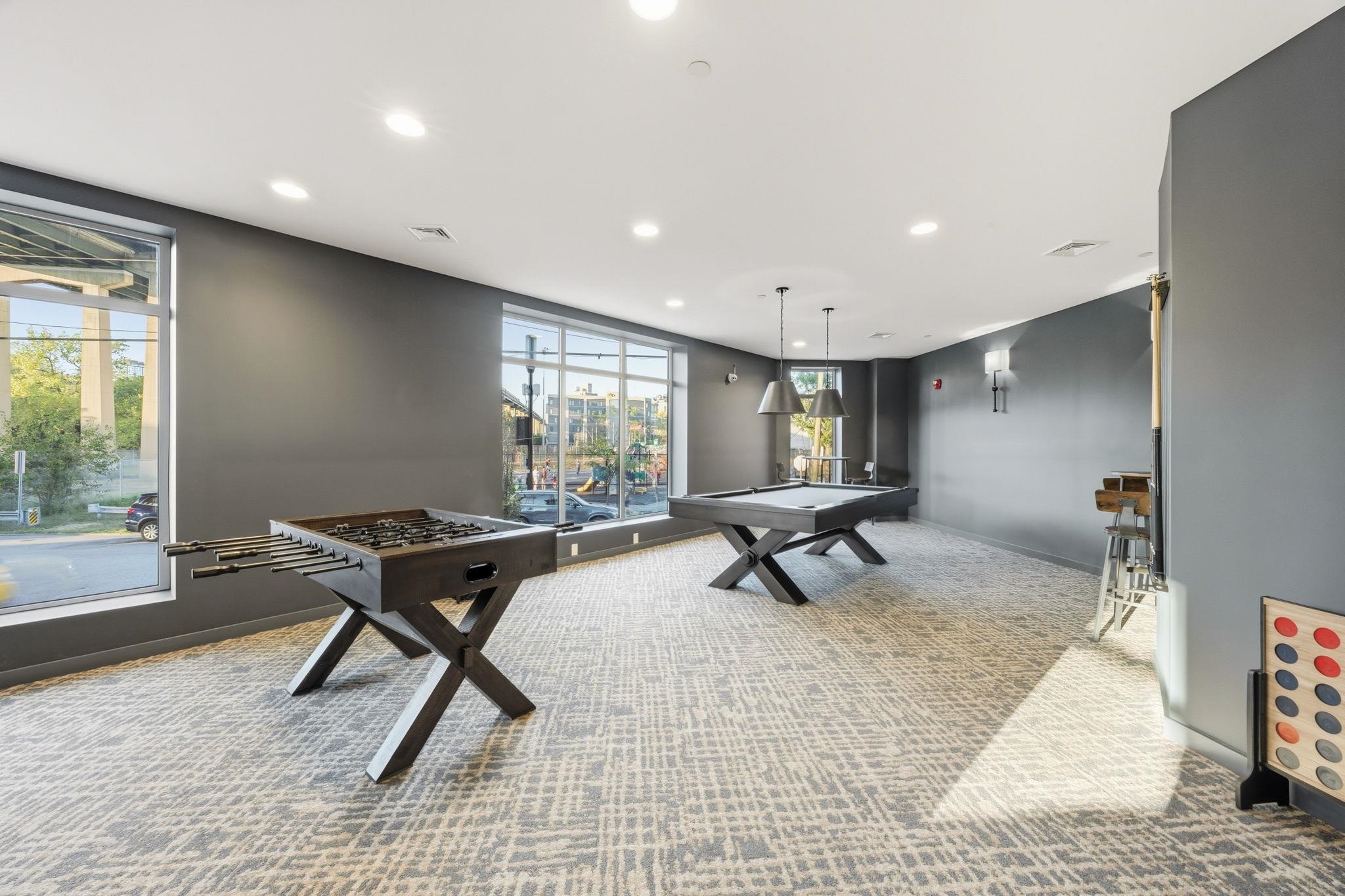 425 3RD ST Unit: 308