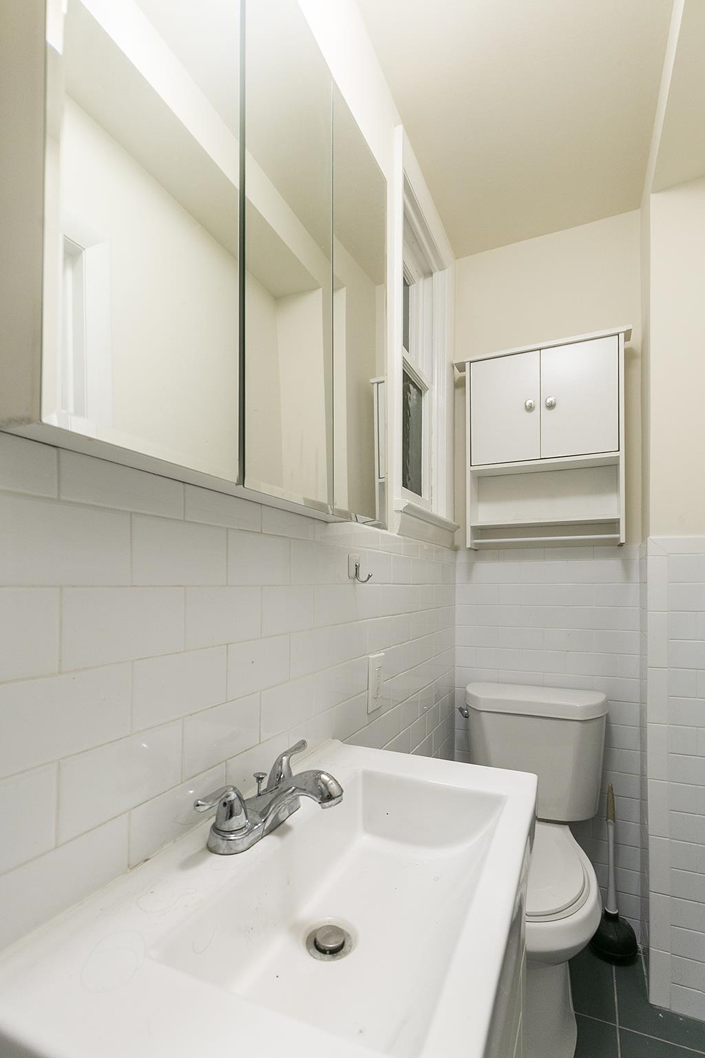 81 EAST 24TH ST