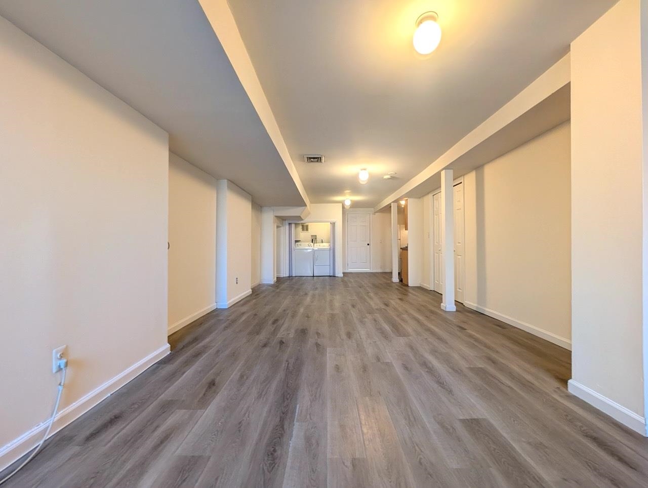 246 WHITON ST Unit: 1