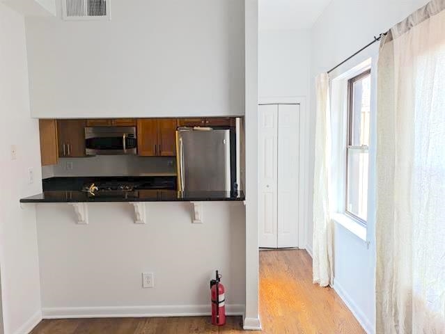 227 CHRISTOPHER COLUMBUS DR Unit: 438B