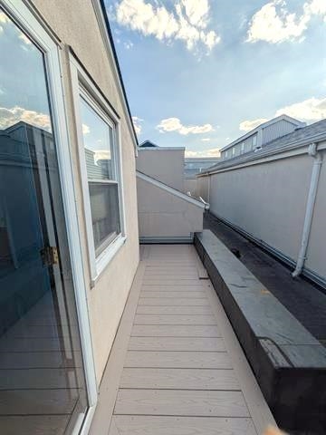 227 CHRISTOPHER COLUMBUS DR Unit: 438B