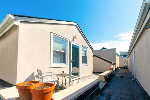 227 CHRISTOPHER COLUMBUS DR Unit: 438B