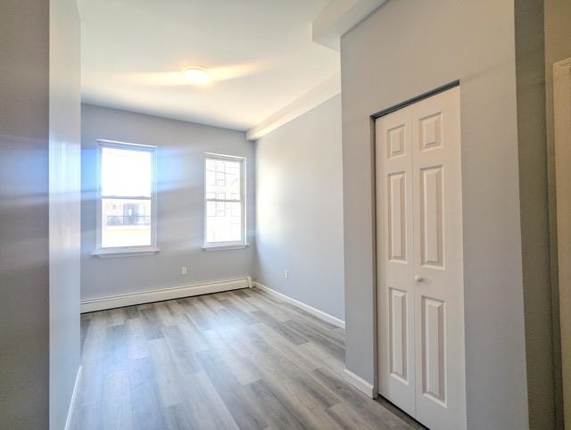 205 WEBSTER AVE Unit: 1R