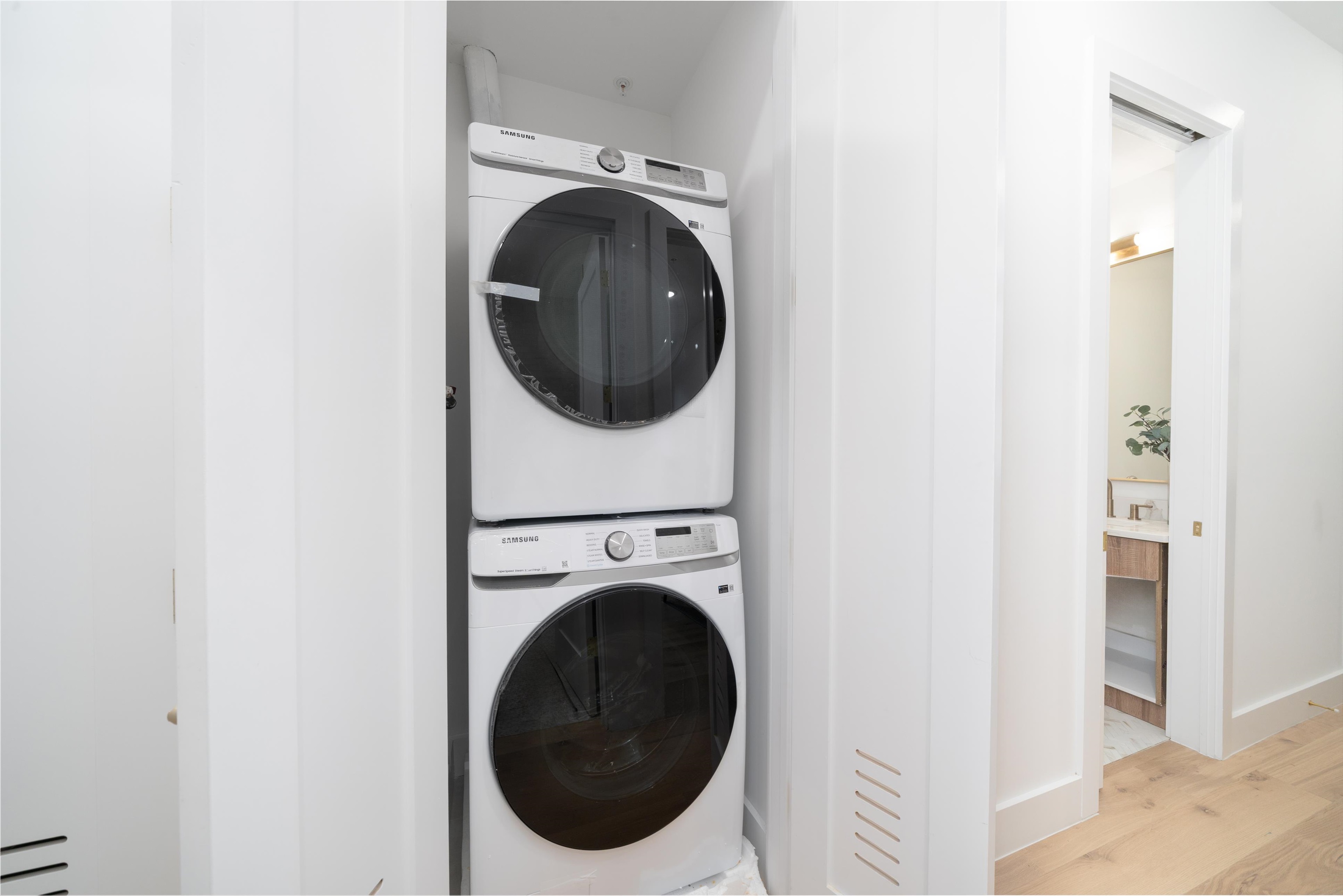 100 WEBSTER AVE Unit: 1