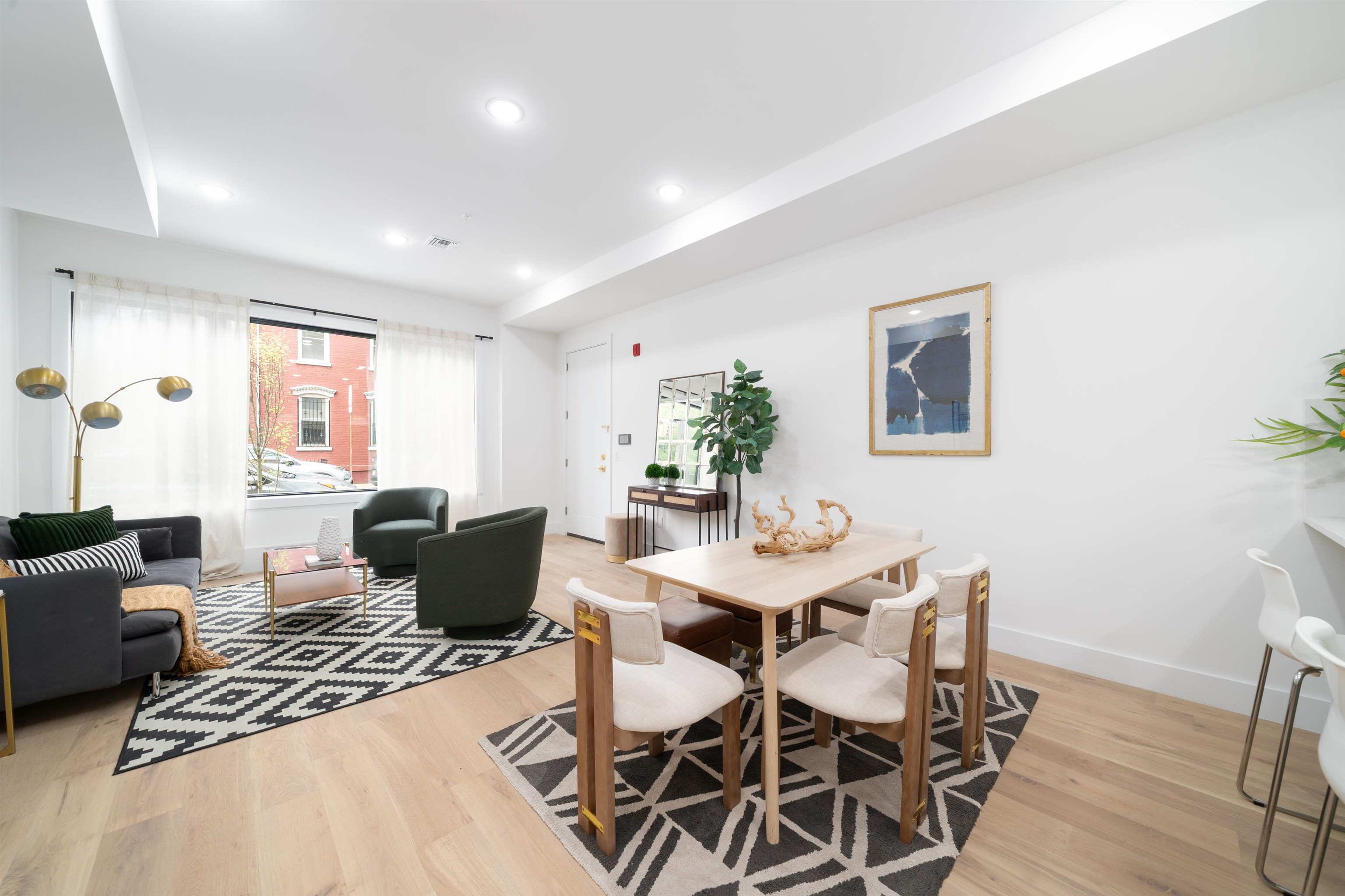 100 WEBSTER AVE Unit: 1