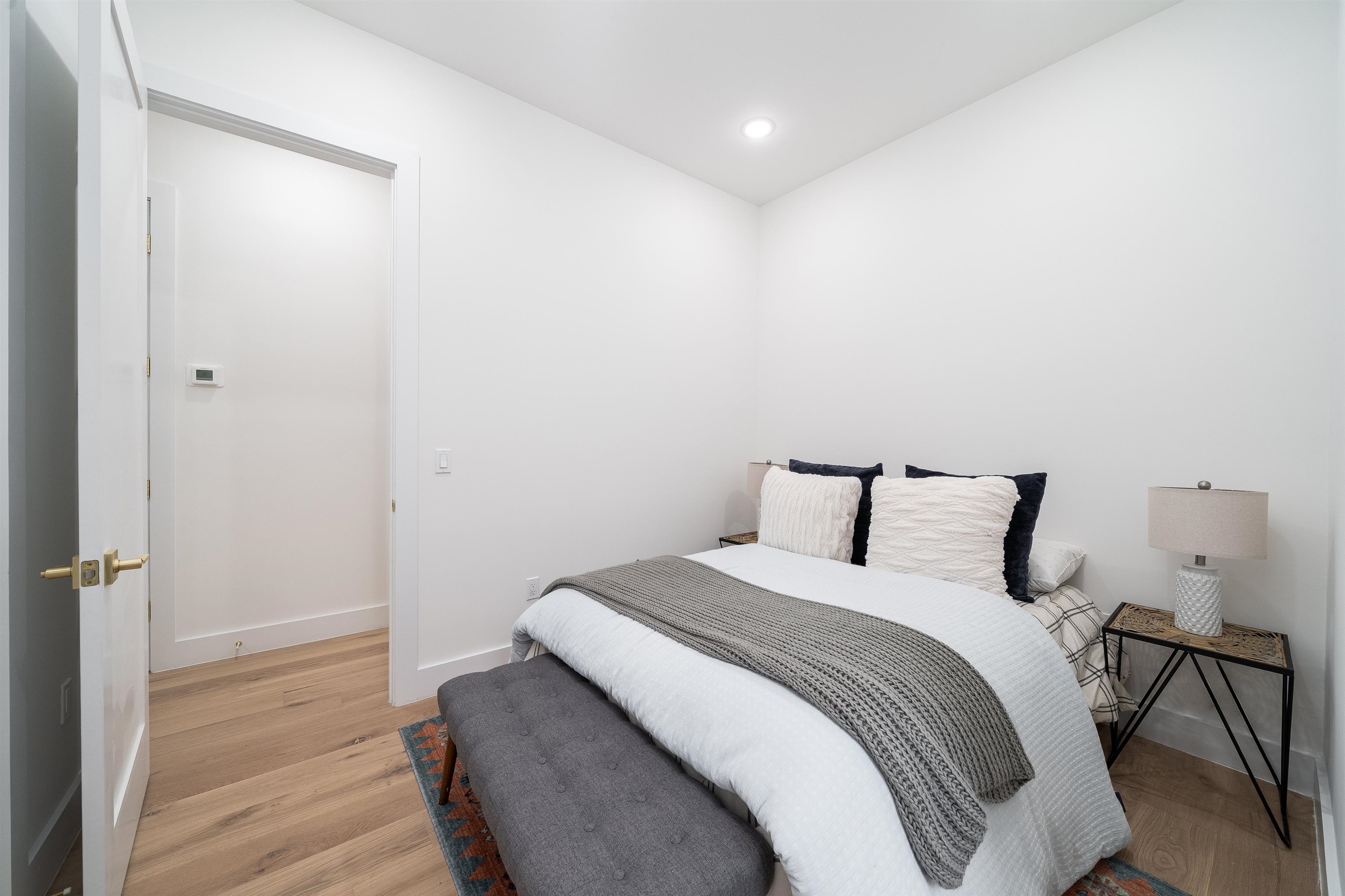 100 WEBSTER AVE Unit: 1