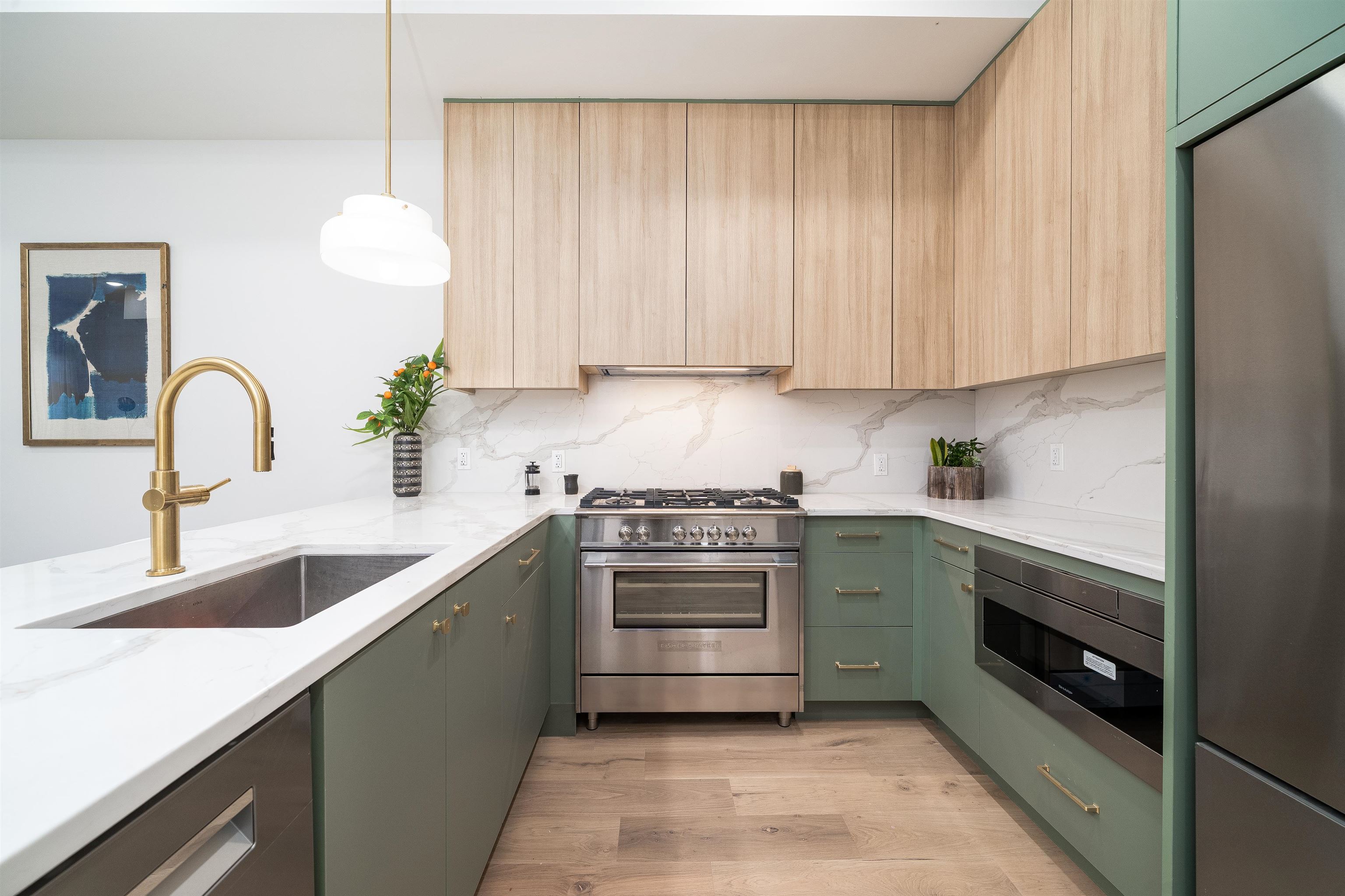 100 WEBSTER AVE Unit: 1