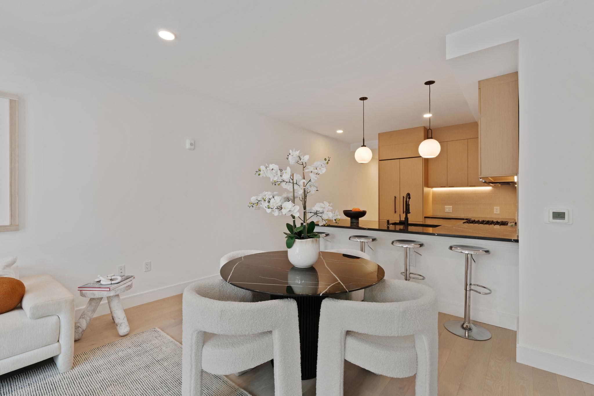 139 CHRISTOPHER COLUMBUS DR Unit: 507