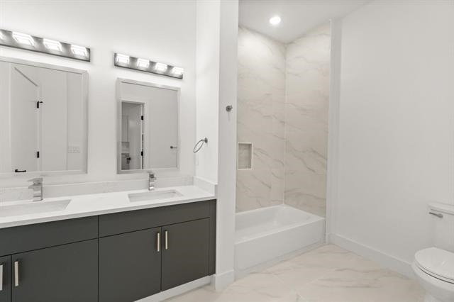 425 AVENUE C Unit: 401