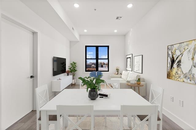 425 AVENUE C Unit: 504