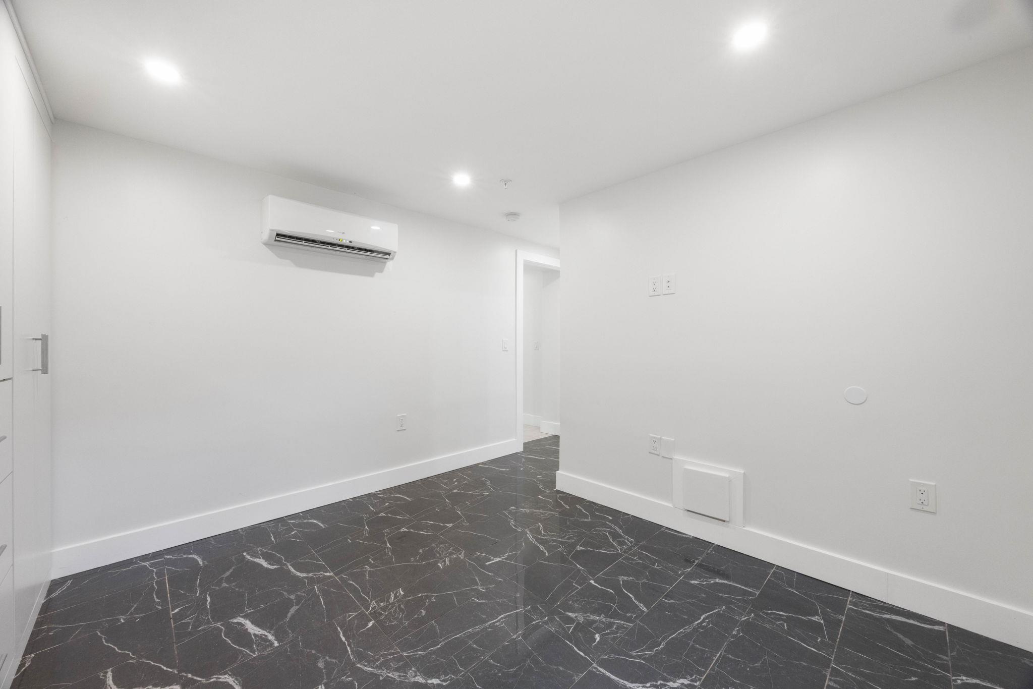 203 3RD ST Unit: 1