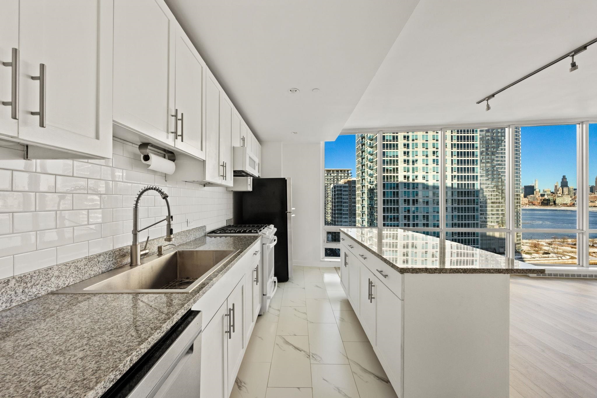 20 NEWPORT PARKWAY Unit: 1708