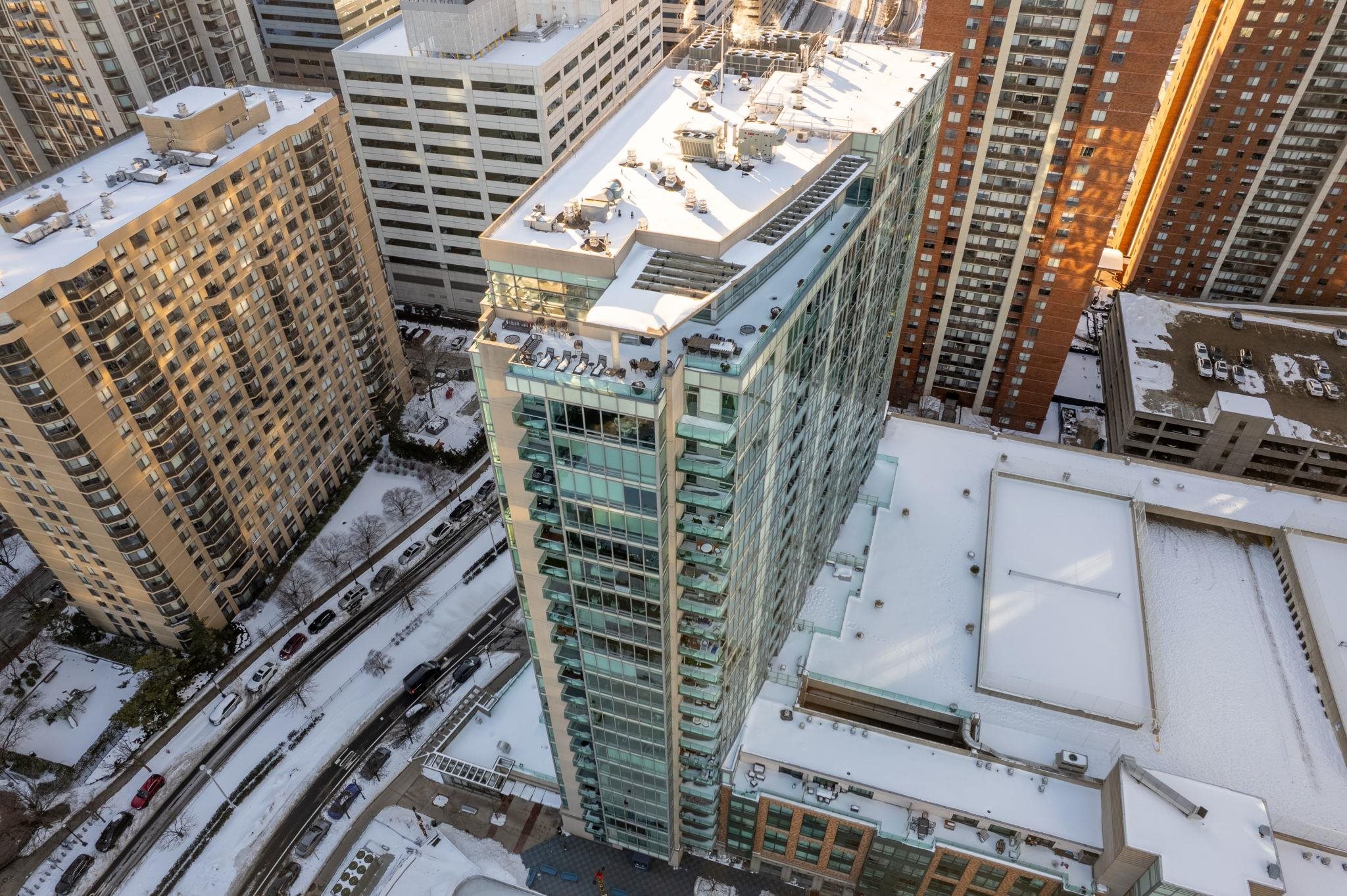 20 NEWPORT PARKWAY Unit: 1708
