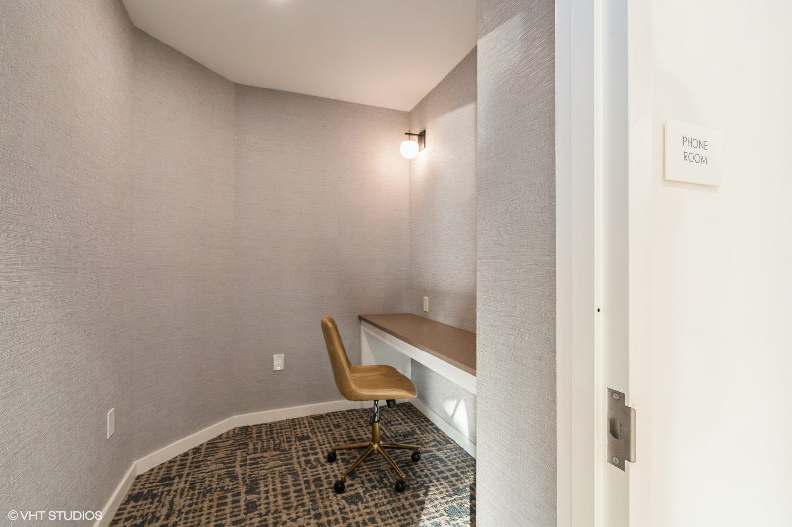 425 3RD ST Unit: 219
