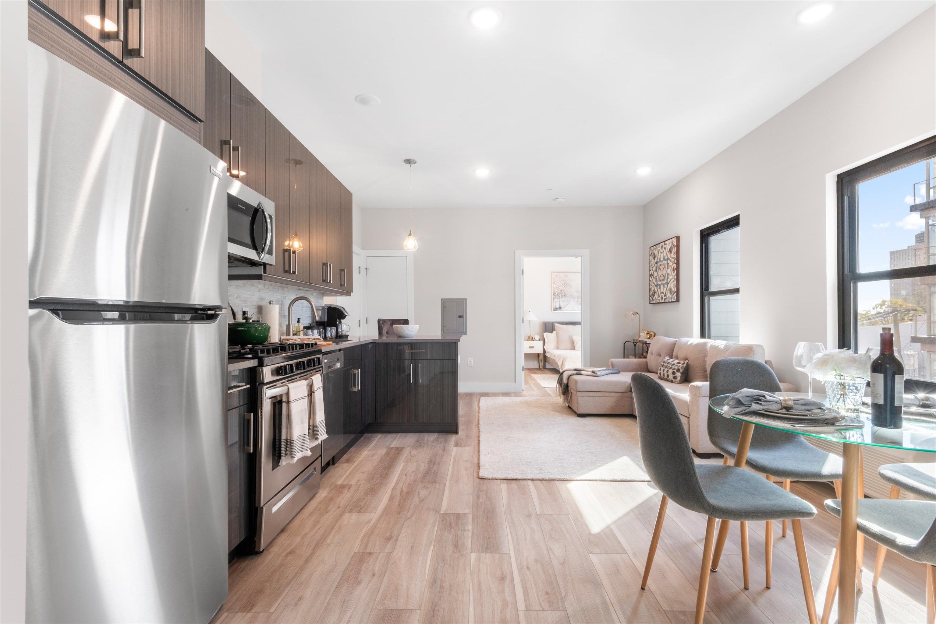 89 JORDAN AVE Unit: 401