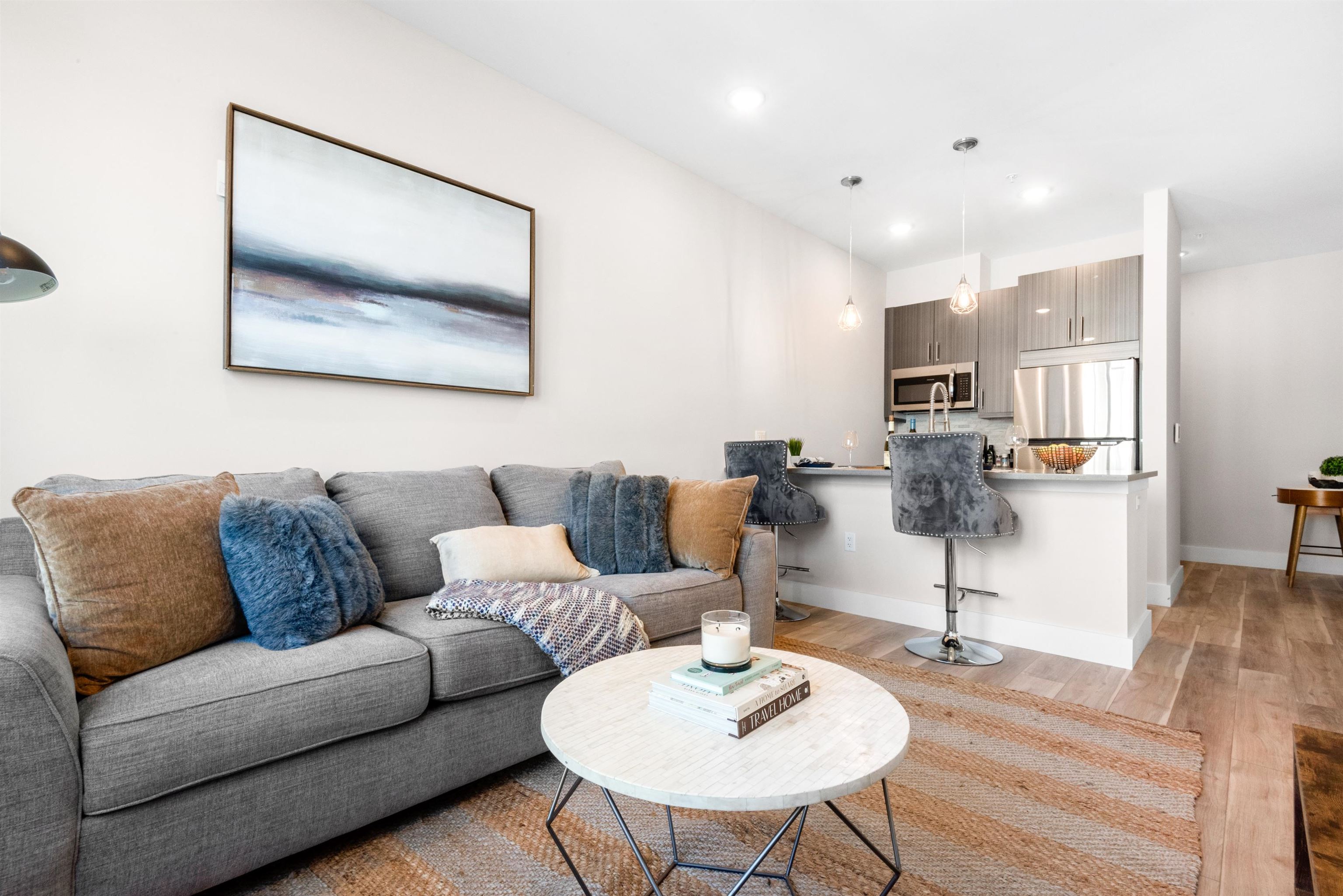 89 JORDAN AVE Unit: 401