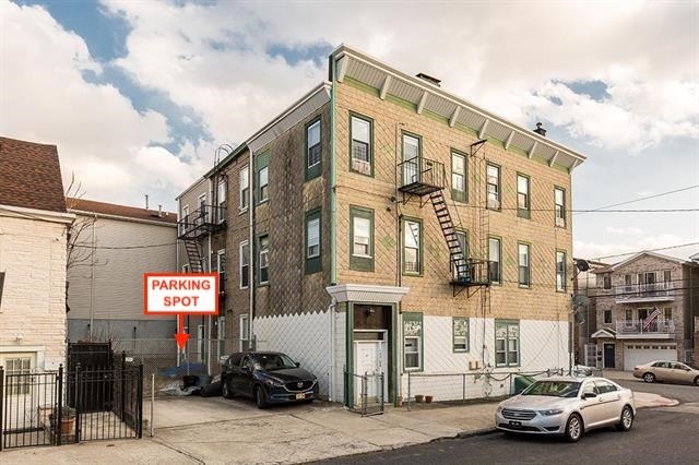 148 SOUTH ST Unit: 3