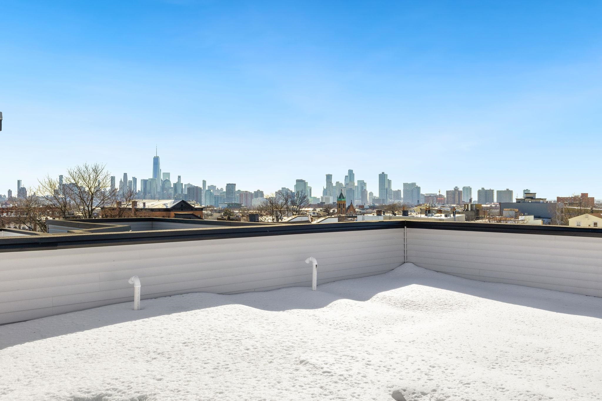 33 GRAHAM ST Unit: 2