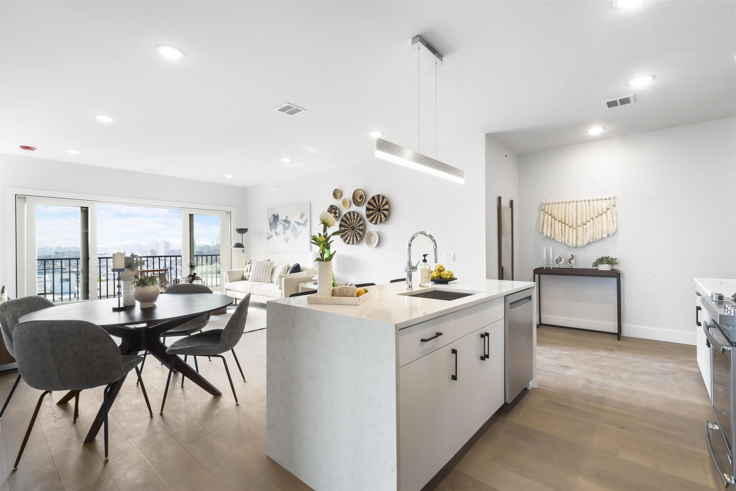 620 PALISADE AVE Unit: 302