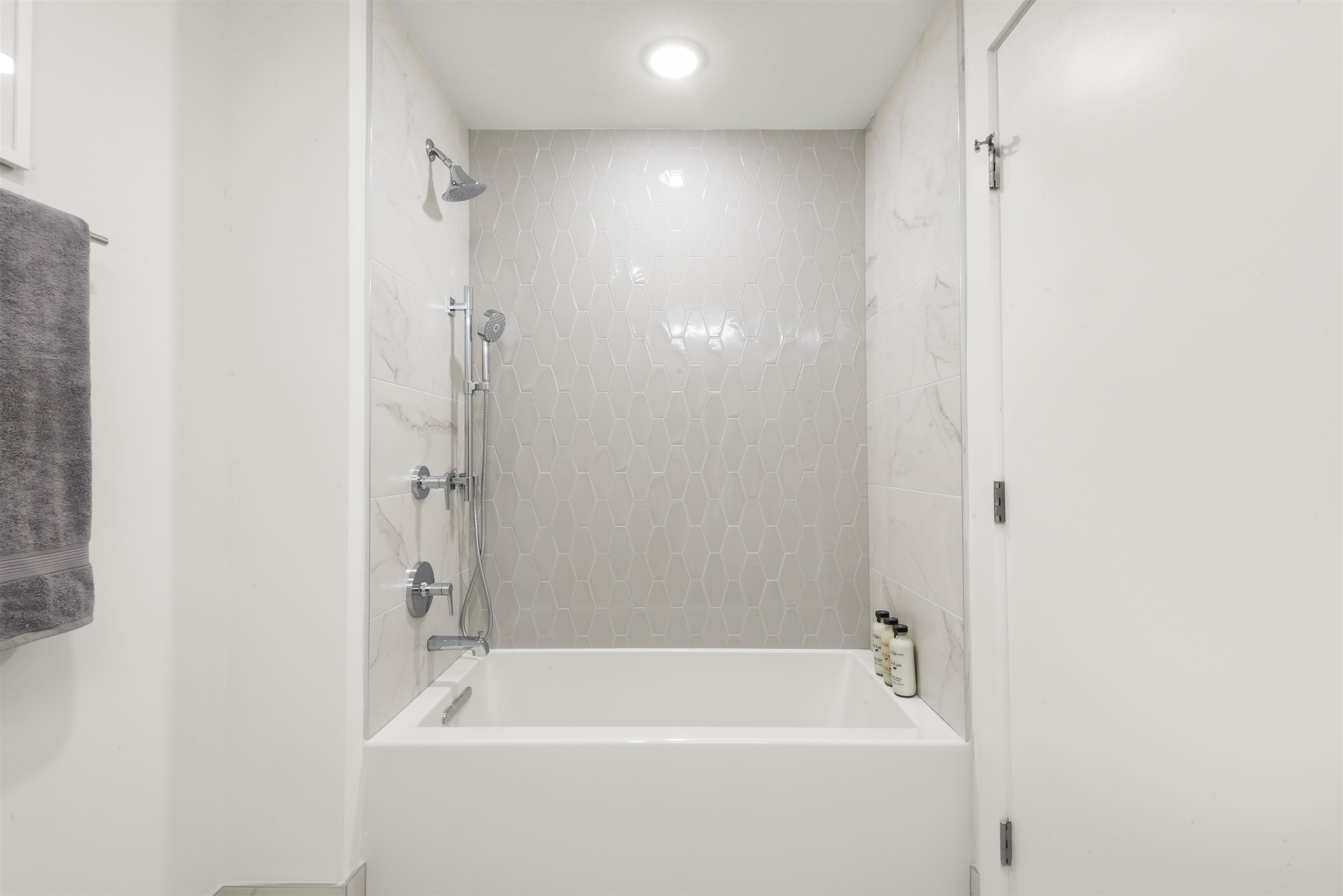 620 PALISADE AVE Unit: 302