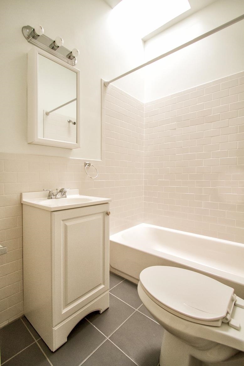 1304 PATERSON PLANK RD