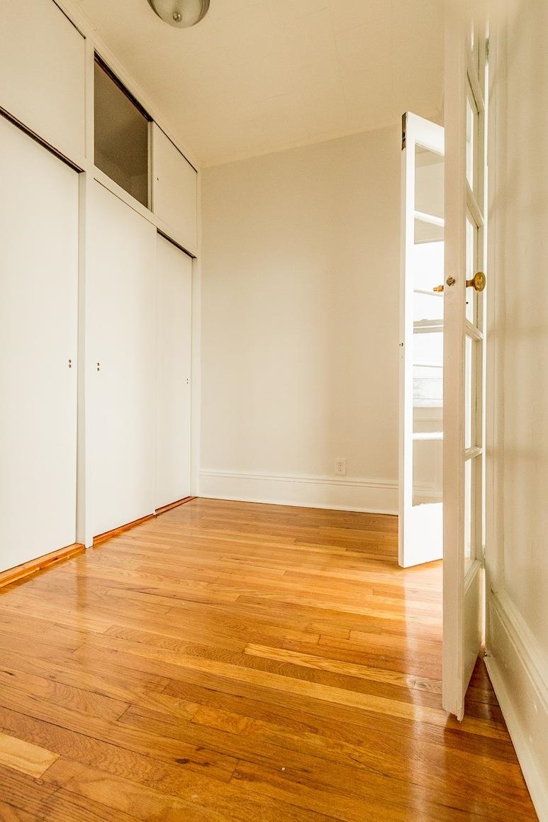 1304 PATERSON PLANK RD