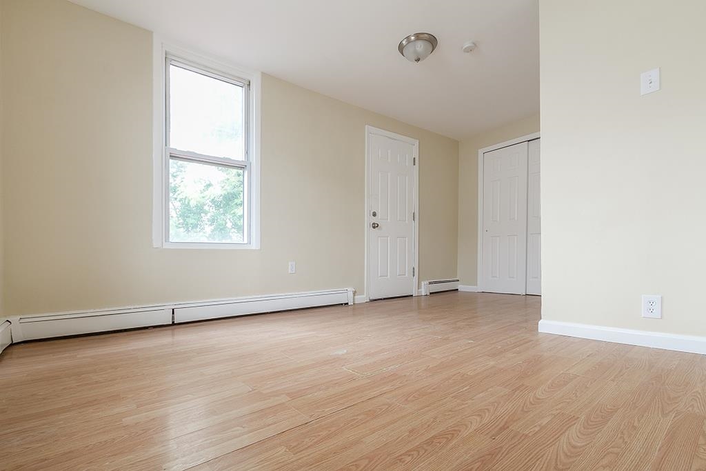 72 WEST 22ND ST