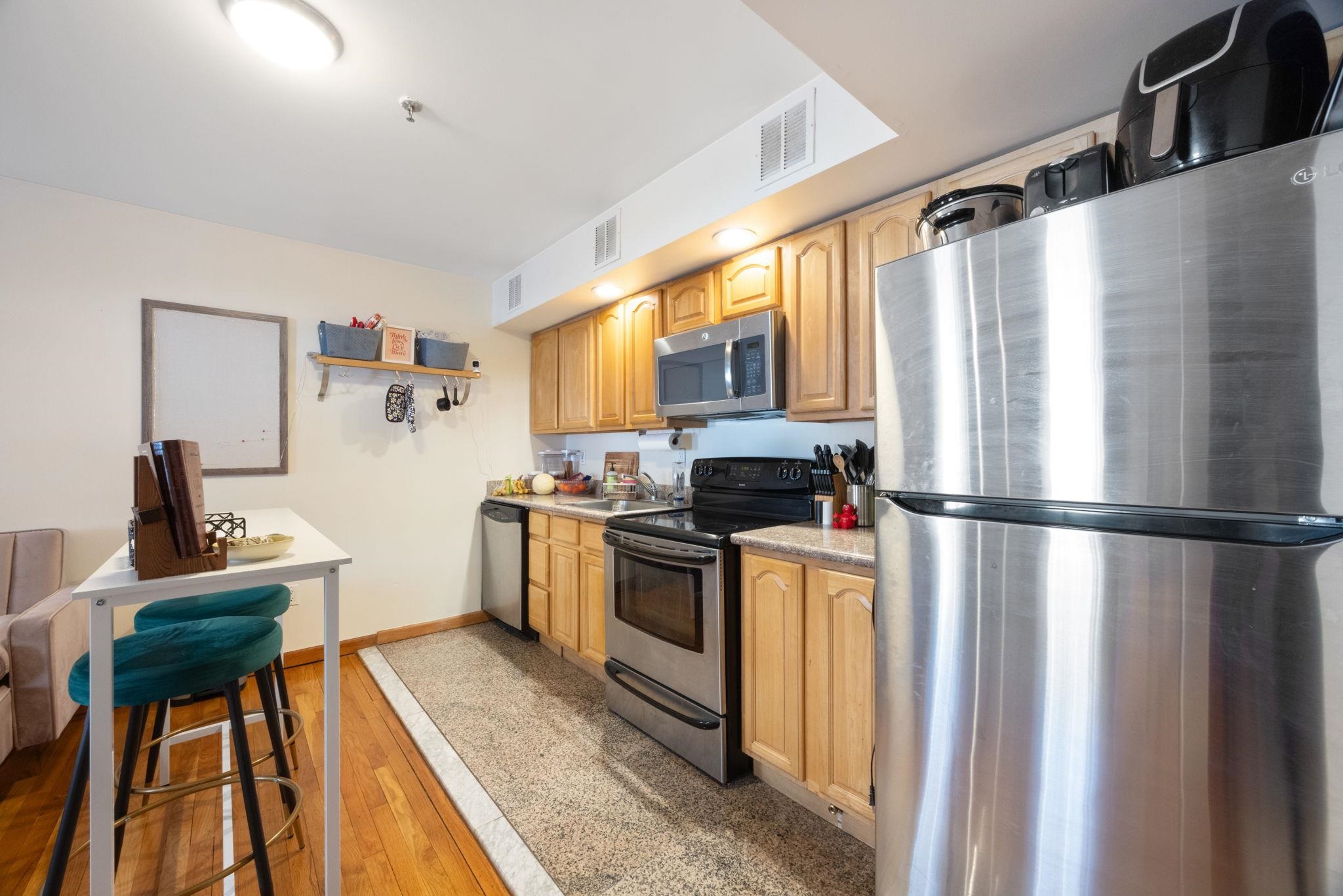 180 WASHINGTON ST Unit: 2