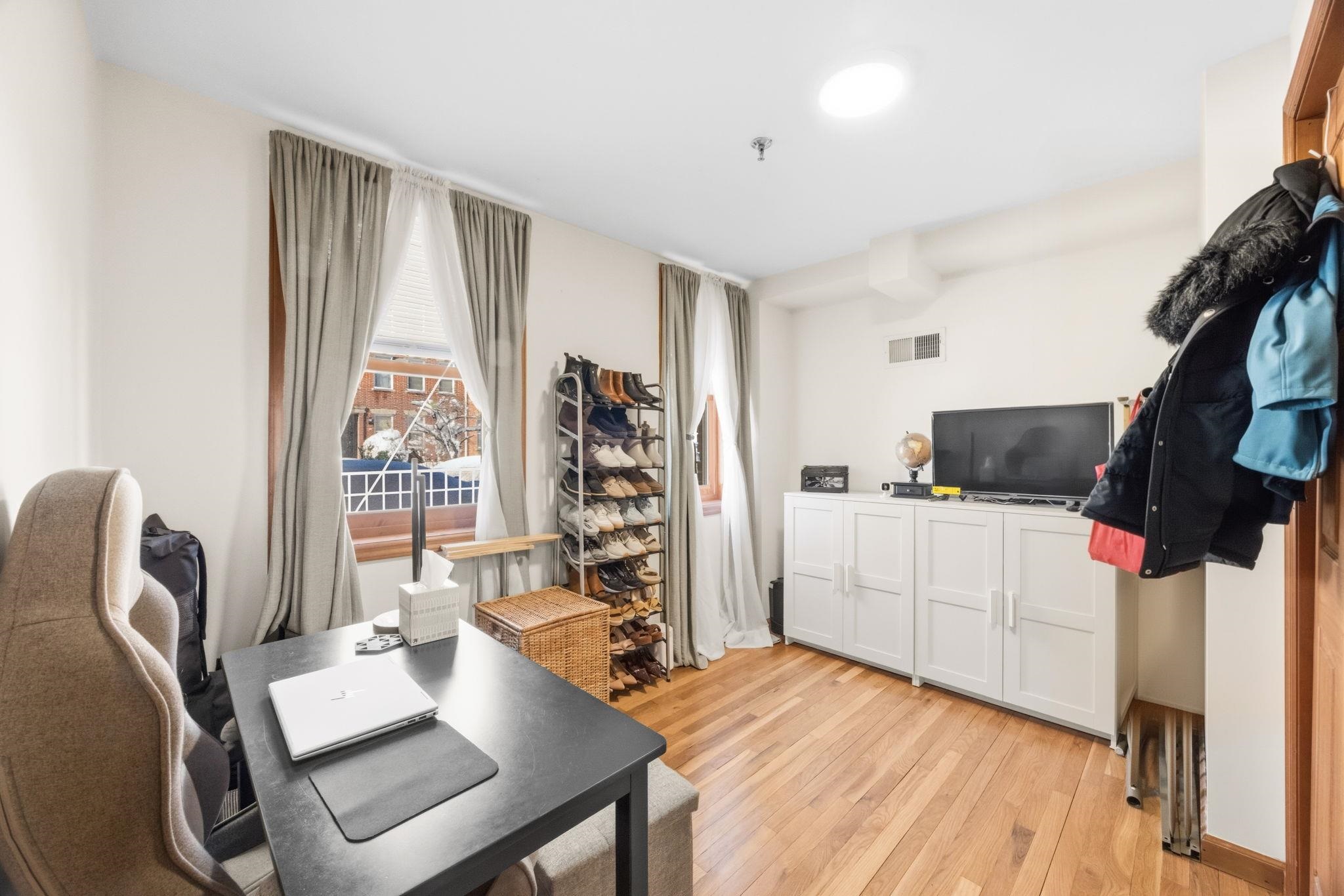 180 WASHINGTON ST Unit: 2